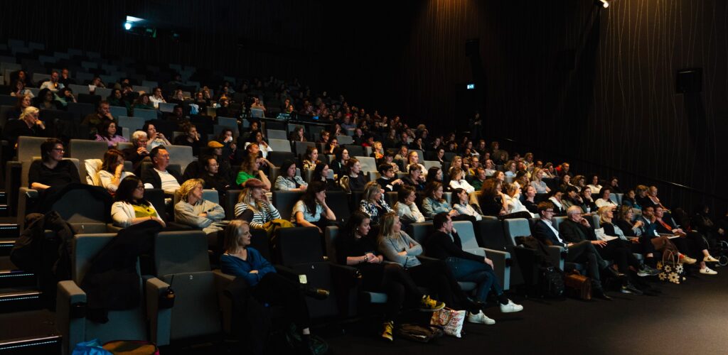 Vrouwen in Beeld - Pov conferentie2
