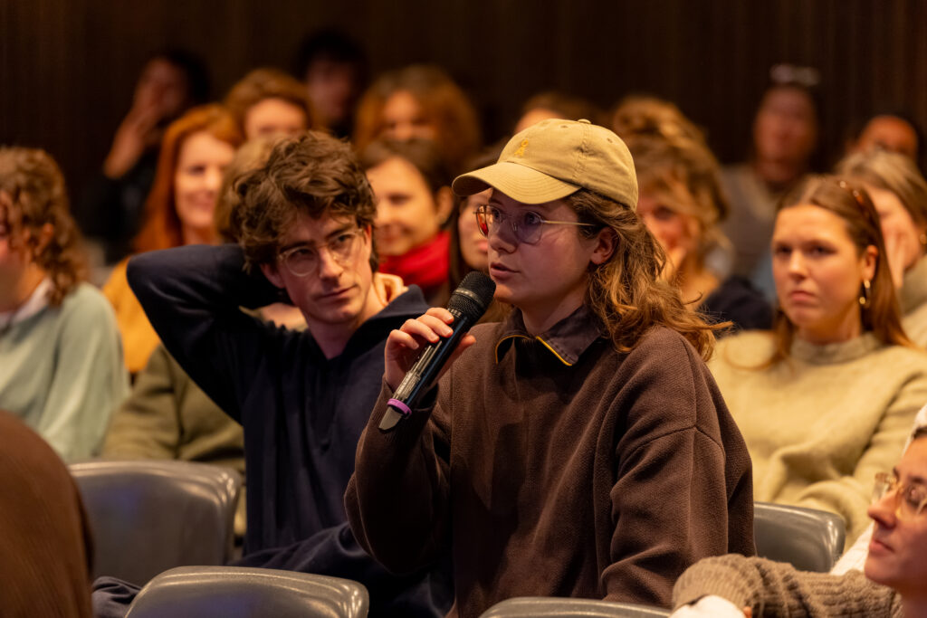 Vrouwen in Beeld - Beeldbestormers Brainwashed Fotoverslag Joy Hansson - Pakhuis de Zwijger