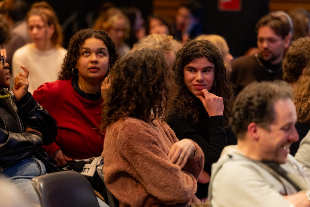 Vrouwen in Beeld - Beeldbestormers Brainwashed Fotoverslag Joy Hansson - Pakhuis de Zwijger